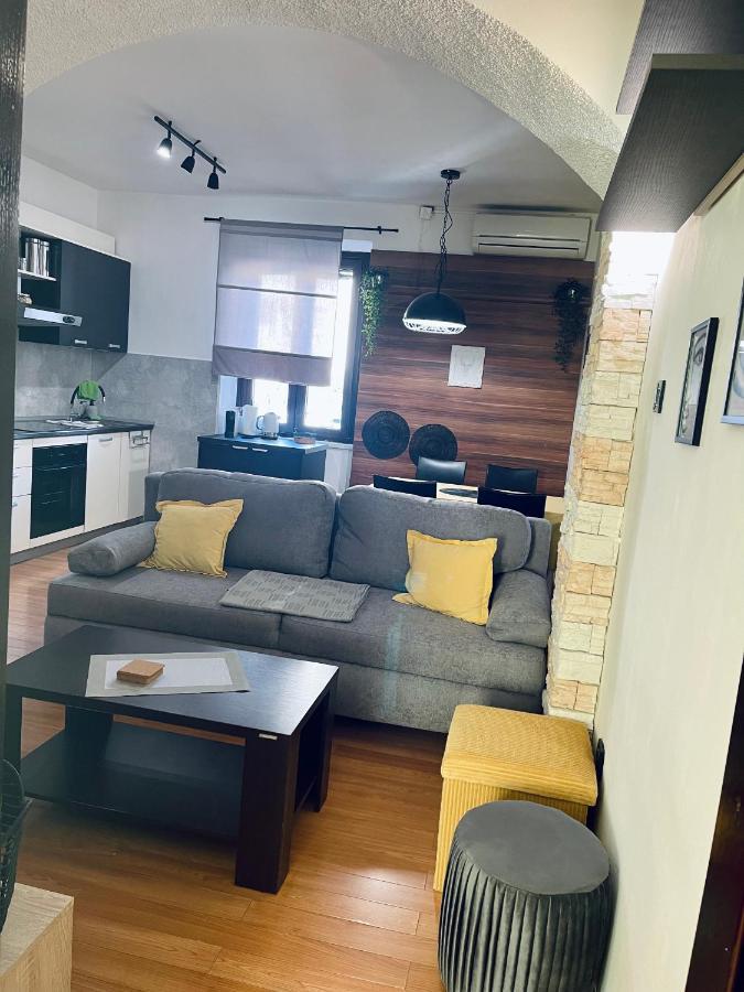 Apartman Three Queens Rijeka Exterior foto