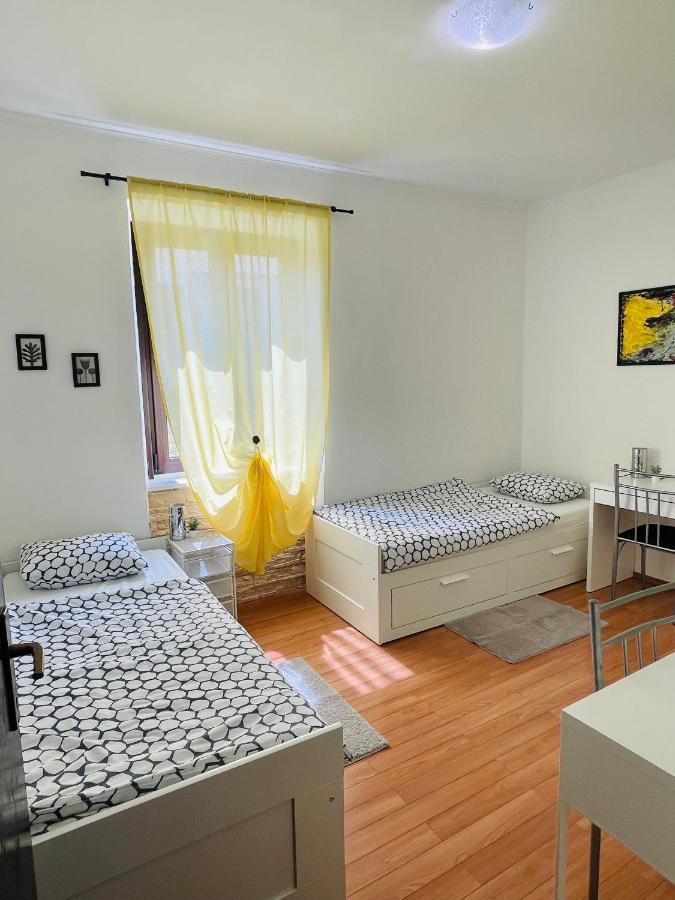 Apartman Three Queens Rijeka Exterior foto